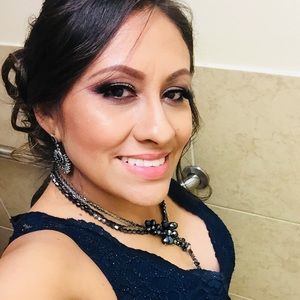 Meet your Posher, Mayte